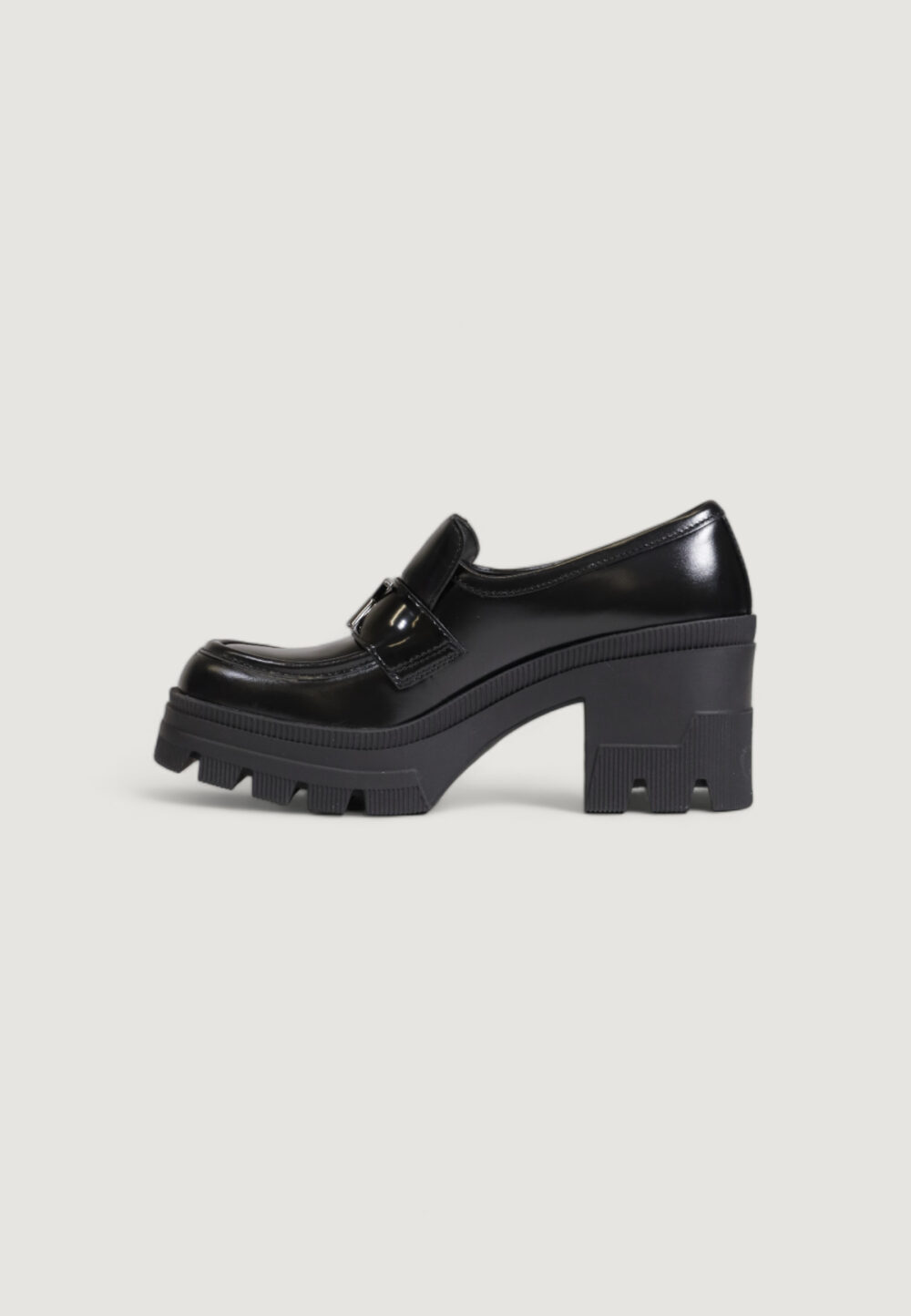 Scarpe con tacco Calvin Klein chunky heeled loafer Nero - Foto 3