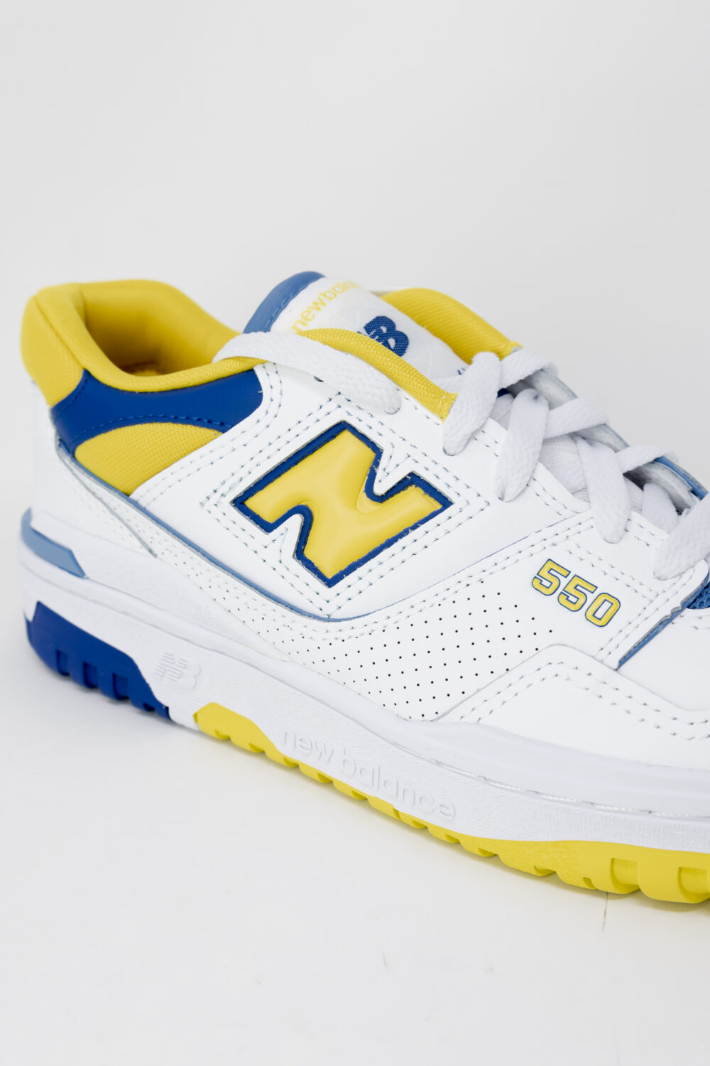 Sneakers New Balance 550 Giallo - Foto 3