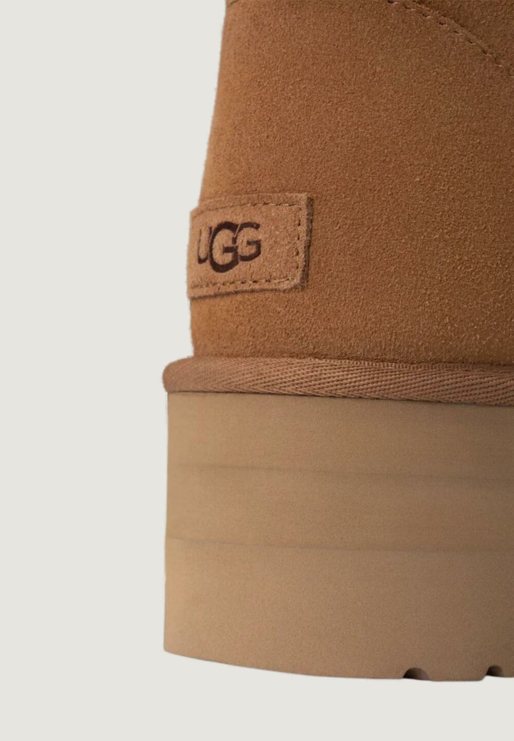 Stivali UGG classic mini platform i23 Beige scuro - Foto 6