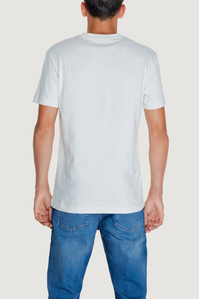 T-shirt Calvin Klein Jeans monologo applique Panna