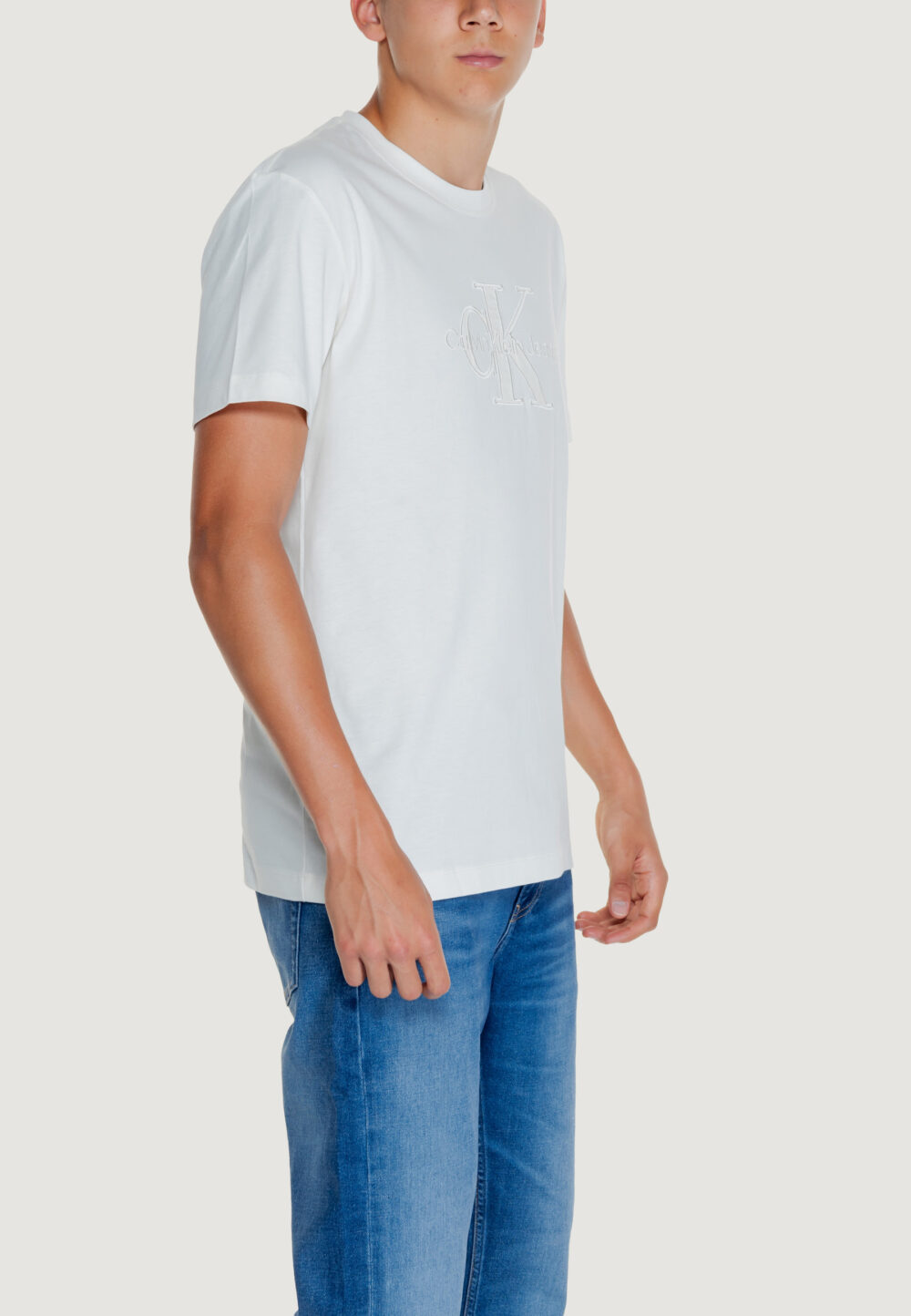 T-shirt Calvin Klein Jeans monologo applique Panna - Foto 4