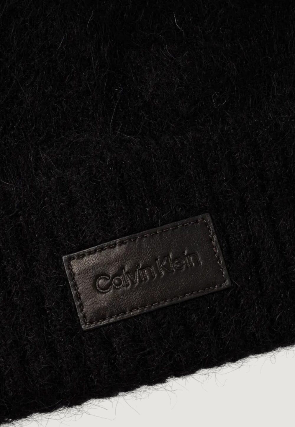 Berretto Calvin Klein leather patch airy beanie Nero - Foto 2