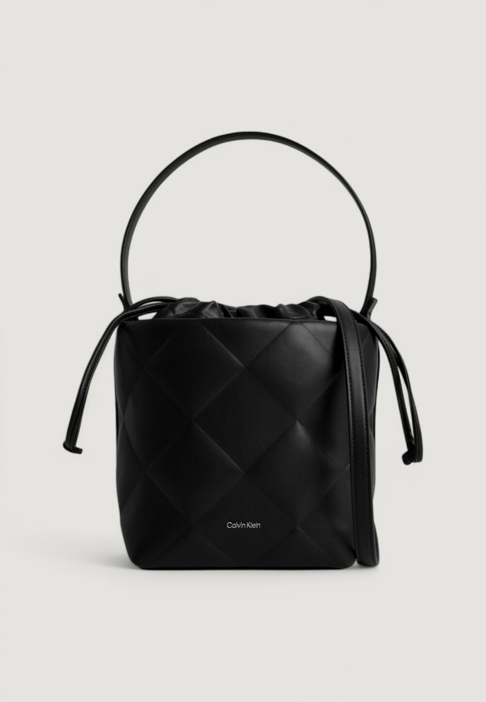 Borsa Calvin Klein diamond quilt bucket Nero - Foto 2