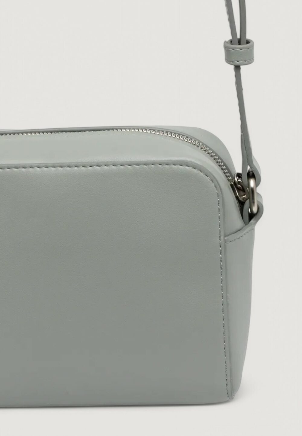 Borsa Calvin Klein Jeans sculpted camera deboss Grigio Scuro - Foto 3