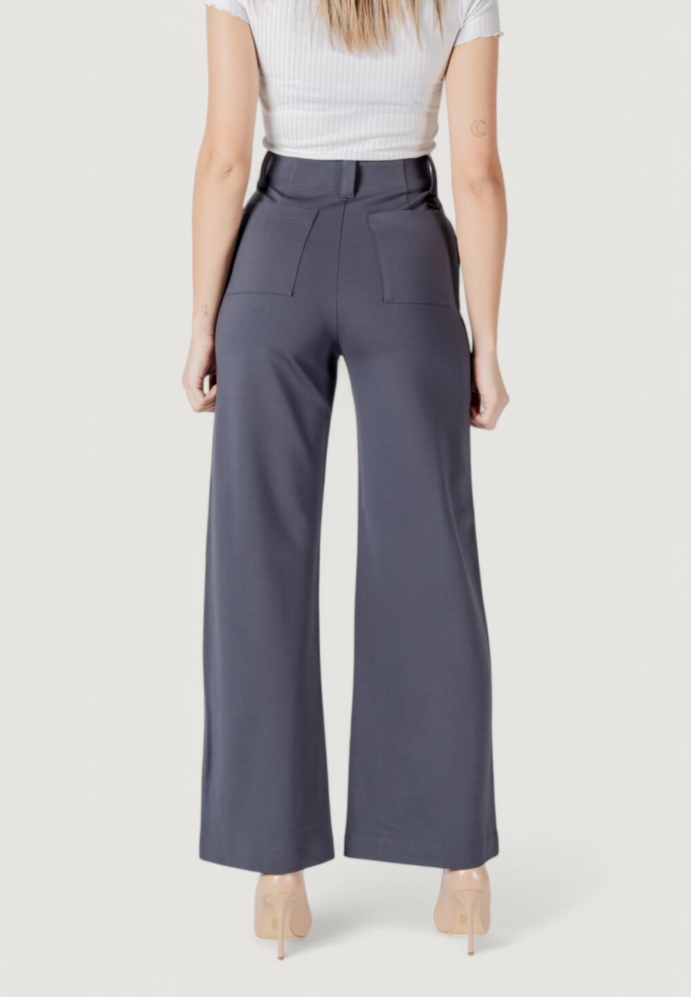 Pantaloni a palazzo Calvin Klein Jeans loose milano pant Grigio Scuro - Foto 4