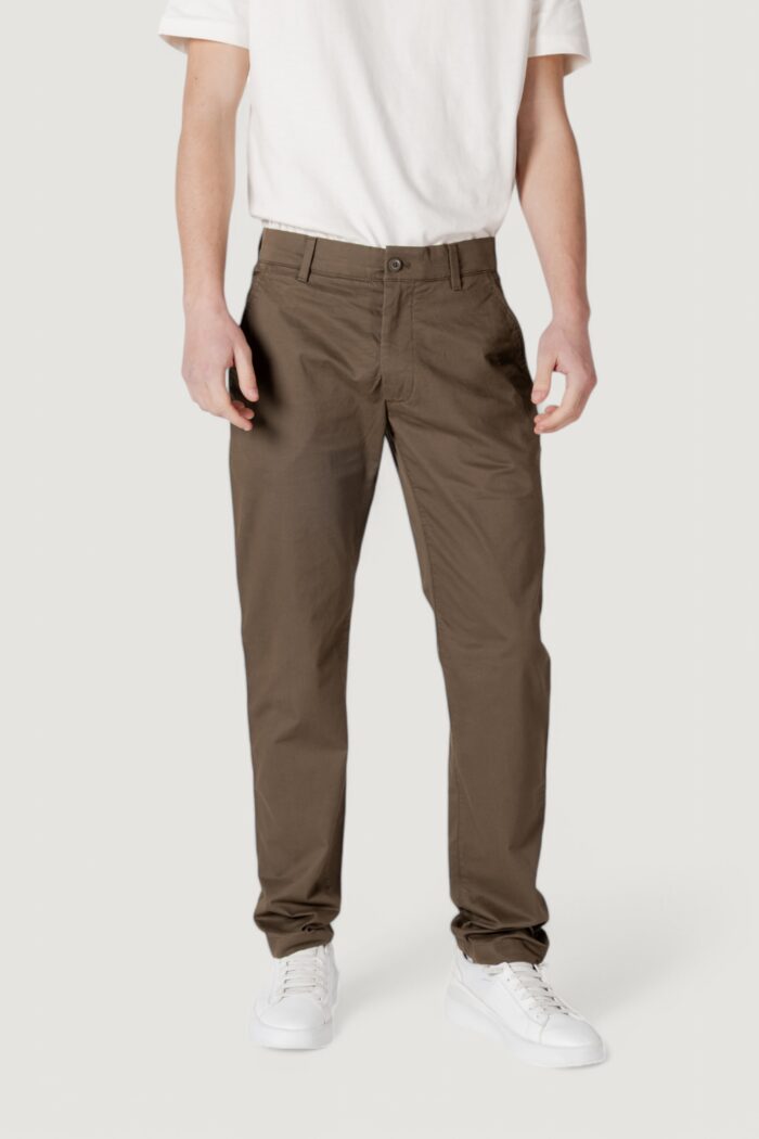 Pantaloni Calvin Klein Jeans tapered chino Verde Oliva