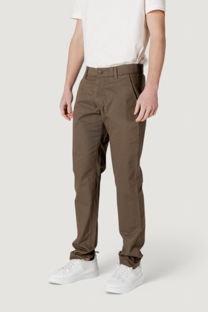 Pantaloni Calvin Klein Jeans tapered chino Verde Oliva