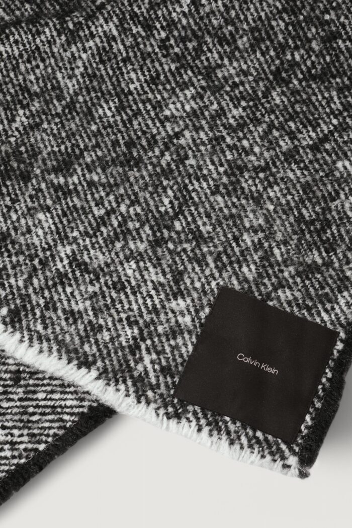 Sciarpa Calvin Klein concrete blanket Nero – Bianco