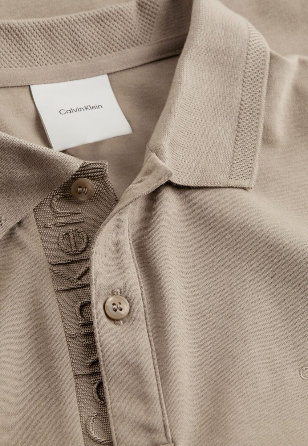 Polo manica corta Calvin Klein liquid touch texture Marrone - Foto 2