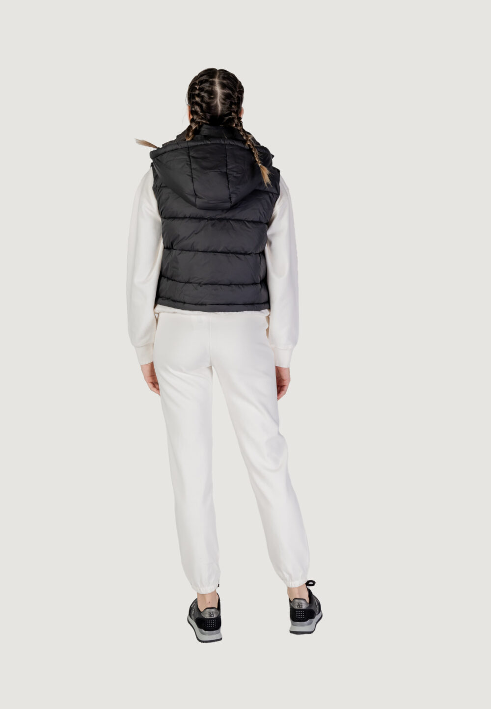 Smanicato Guess Active breana sleeveless Nero - Foto 8