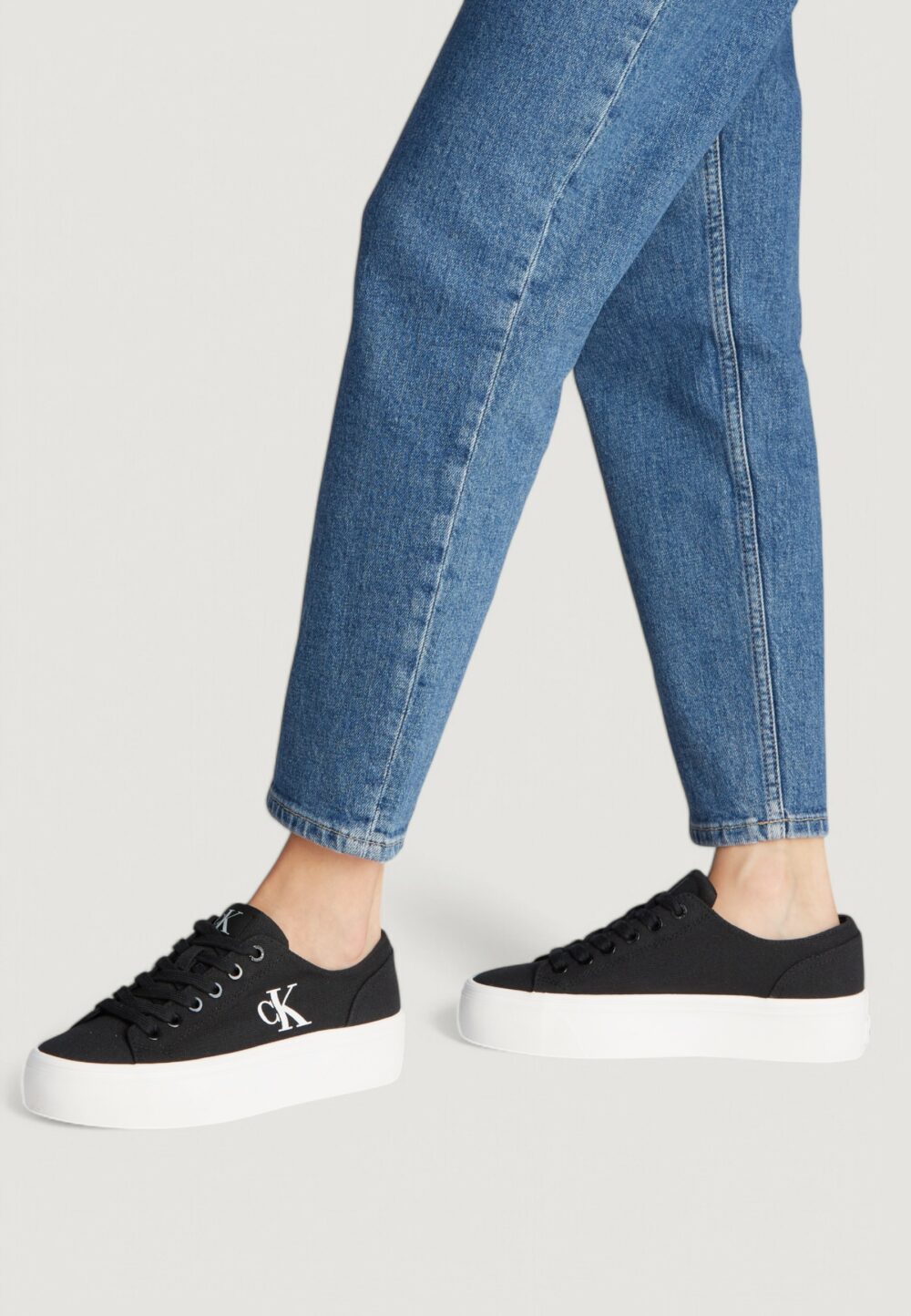 Sneakers Calvin Klein Jeans vulc flatform low Black-White - Foto 3