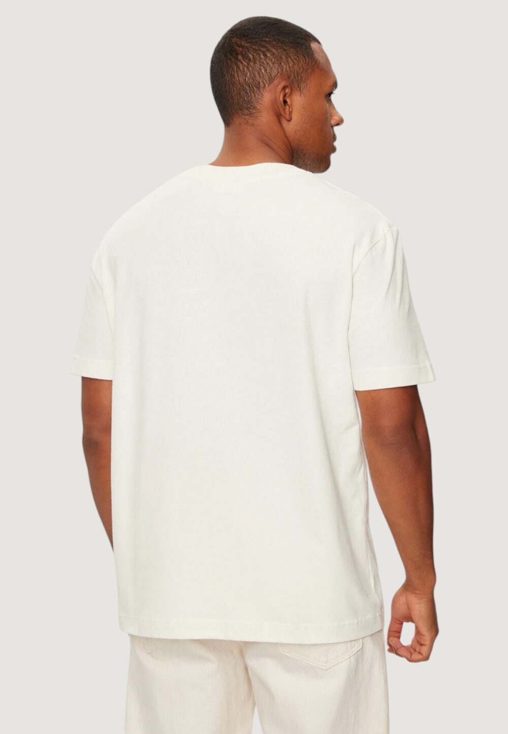 T-shirt Calvin Klein Jeans chenille monologo te Beige chiaro - Foto 4