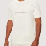 T-shirt Calvin Klein Jeans chenille monologo te Beige chiaro - Foto 1