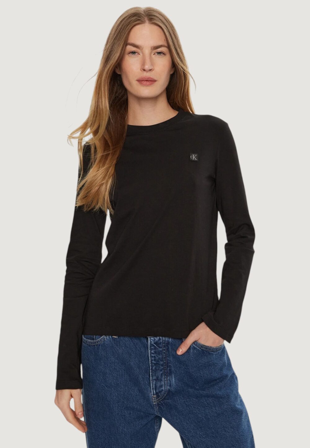 T-shirt Calvin Klein Jeans ck embro regular lon Nero - Foto 1