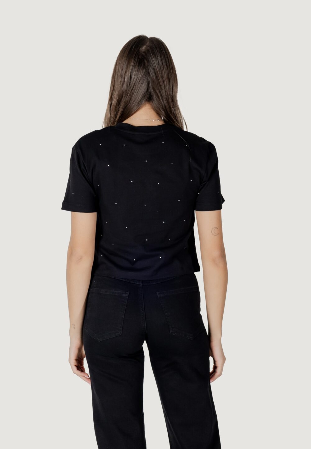 T-shirt Guess Active primula rhinestones boxy tee Nero - Foto 5
