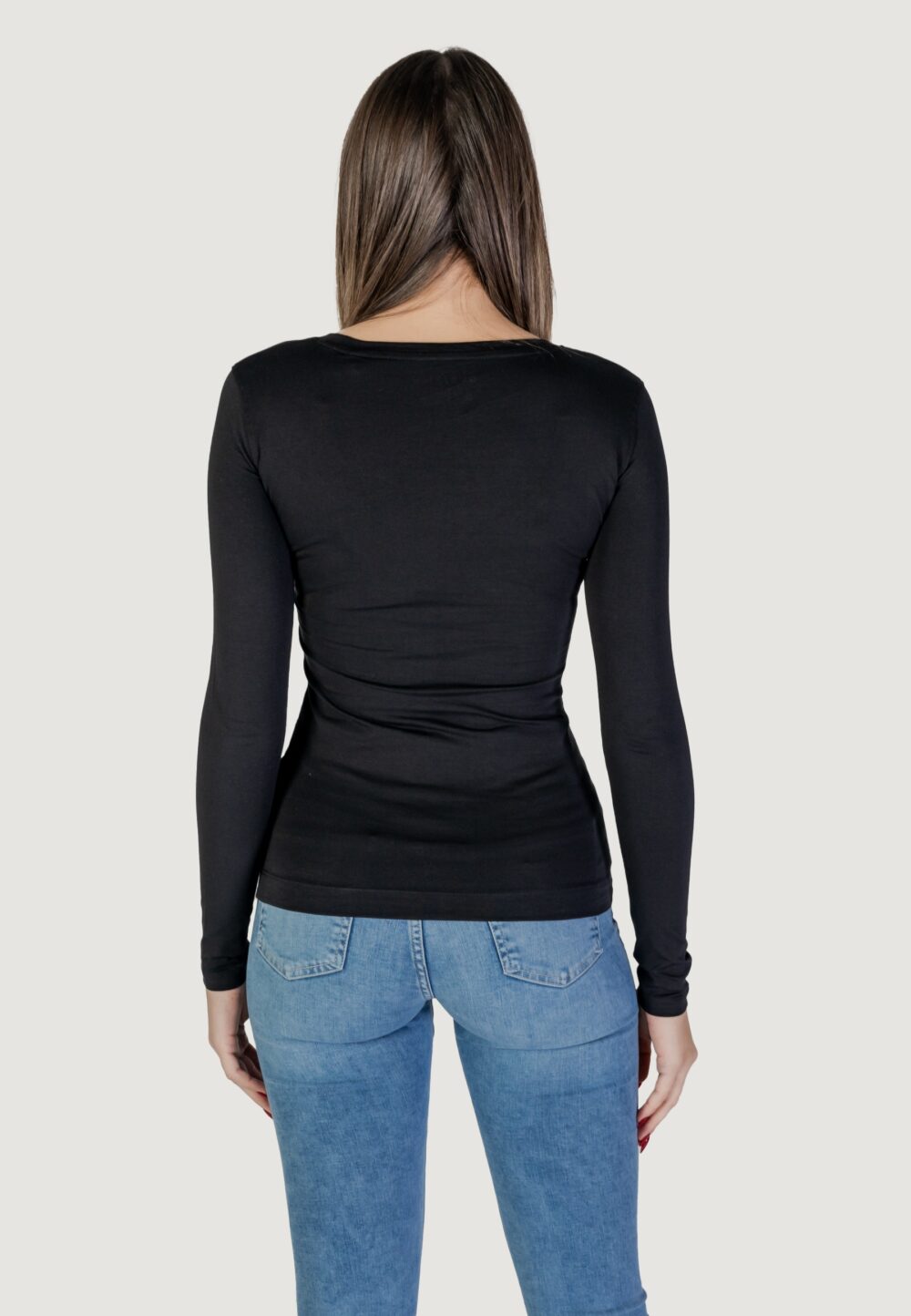 T-shirt Guess ls cn shiny triangle Nero - Foto 4