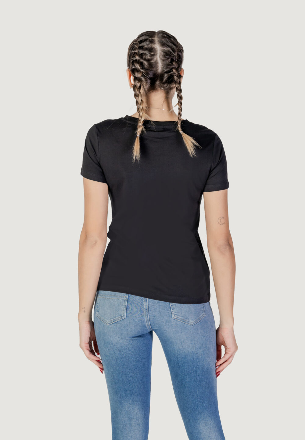 T-shirt Guess Active margot ss Nero - Foto 4