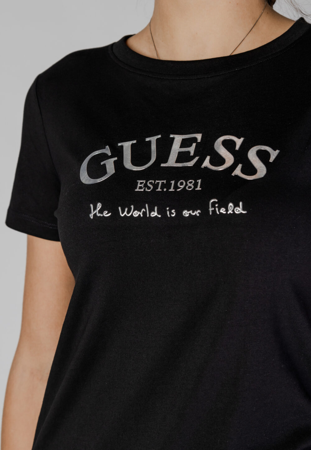 T-shirt Guess Active margot ss Nero - Foto 5