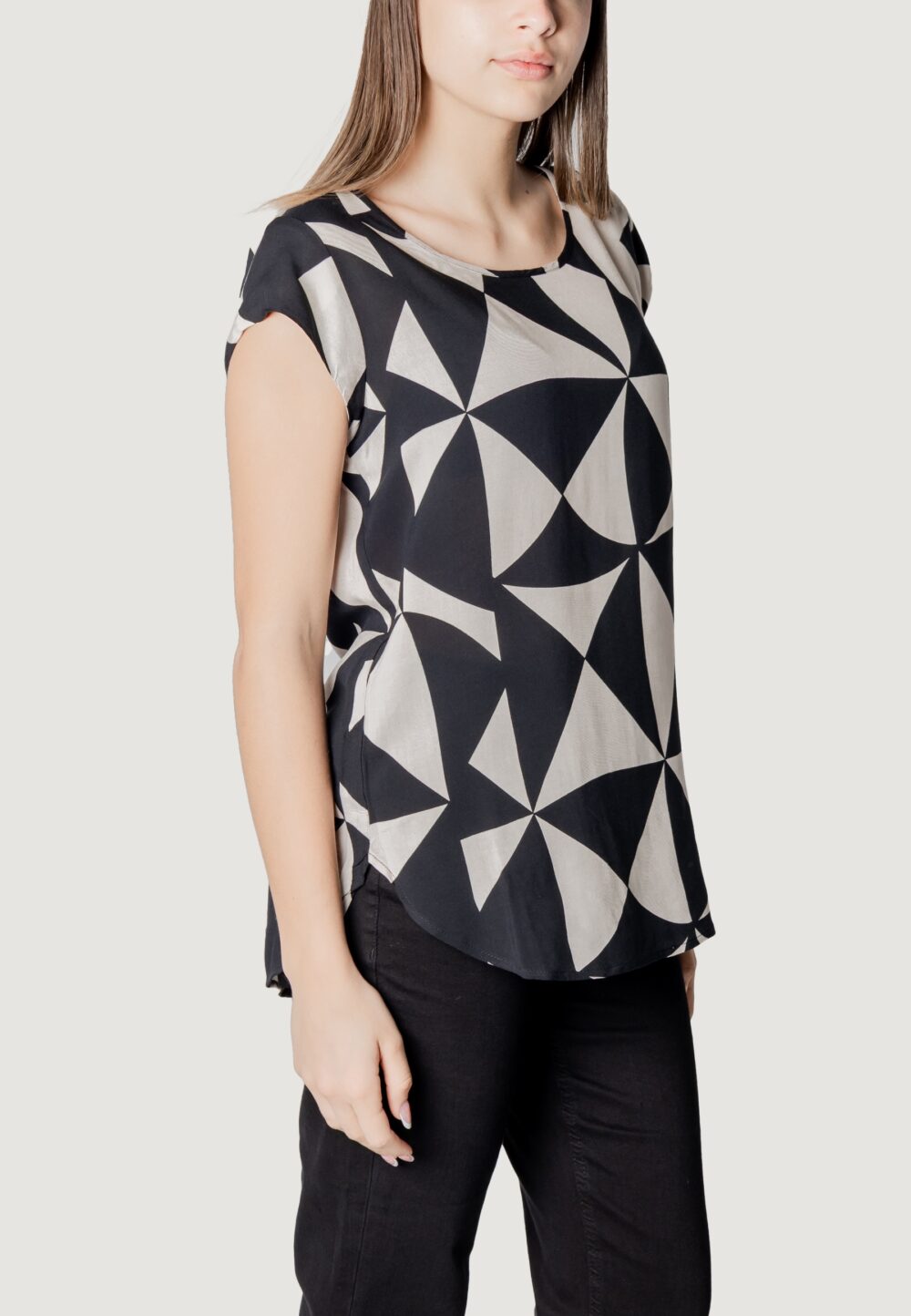Blusa manica corta Only onlnova life s/s aop ptm Nero - Beige - Foto 3