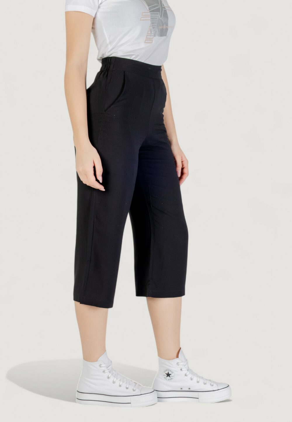 Pantaloni a sigaretta Vero Moda vmeasy joy hw culotte wvn ga Nero - Foto 3