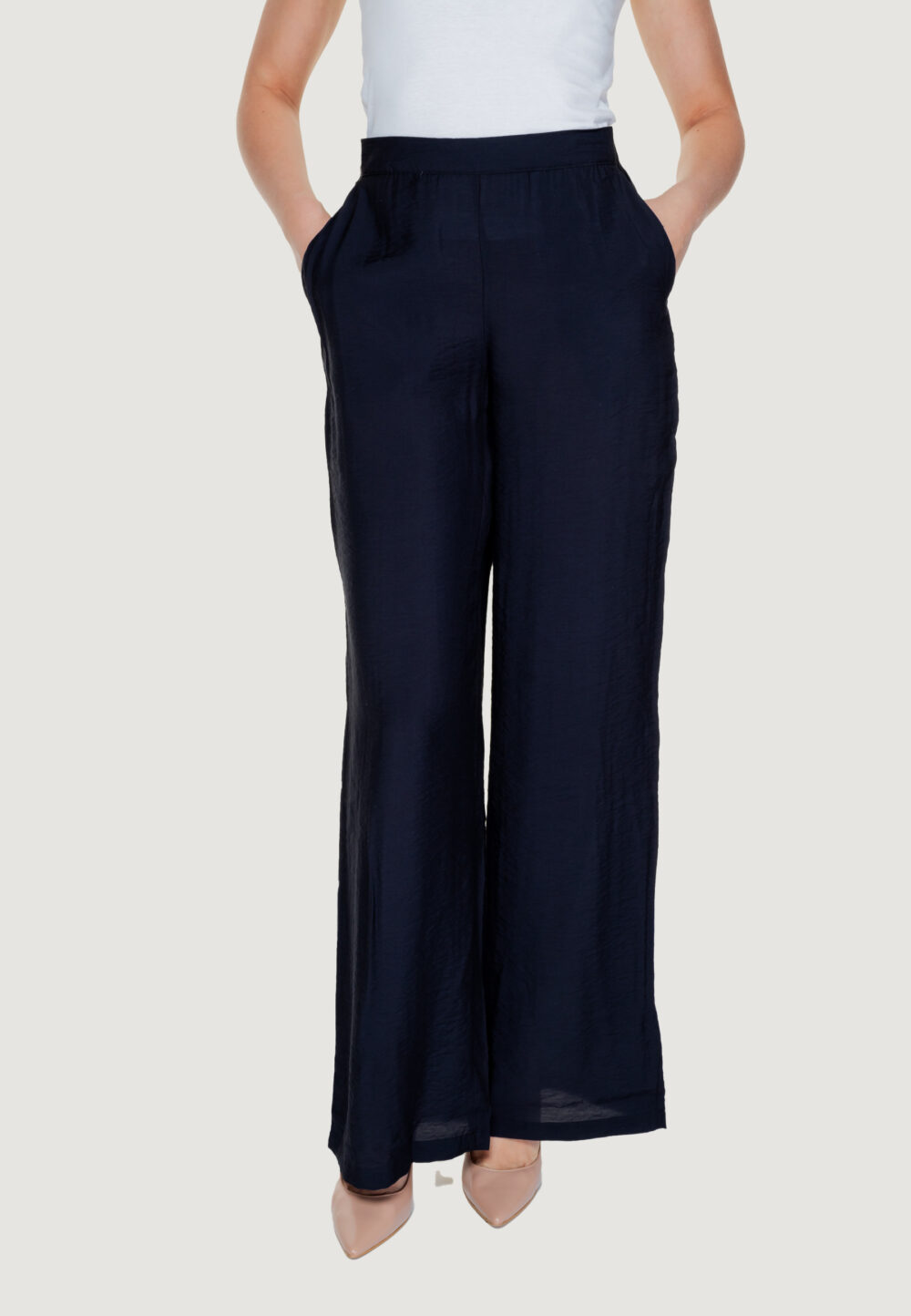 Pantaloni regular Vero Moda vmjosie hw wide pant wvn ga Nero - Foto 1