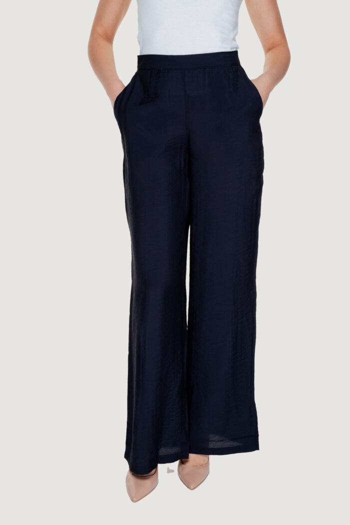 Pantaloni regular Vero Moda vmjosie hw wide pant wvn ga Nero