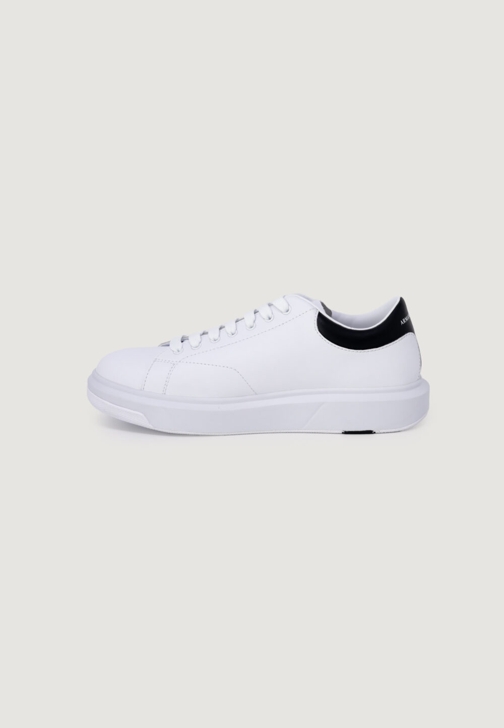Sneakers Armani Exchange imballo originale danneggiato - prodotto integro Bianco - Foto 3