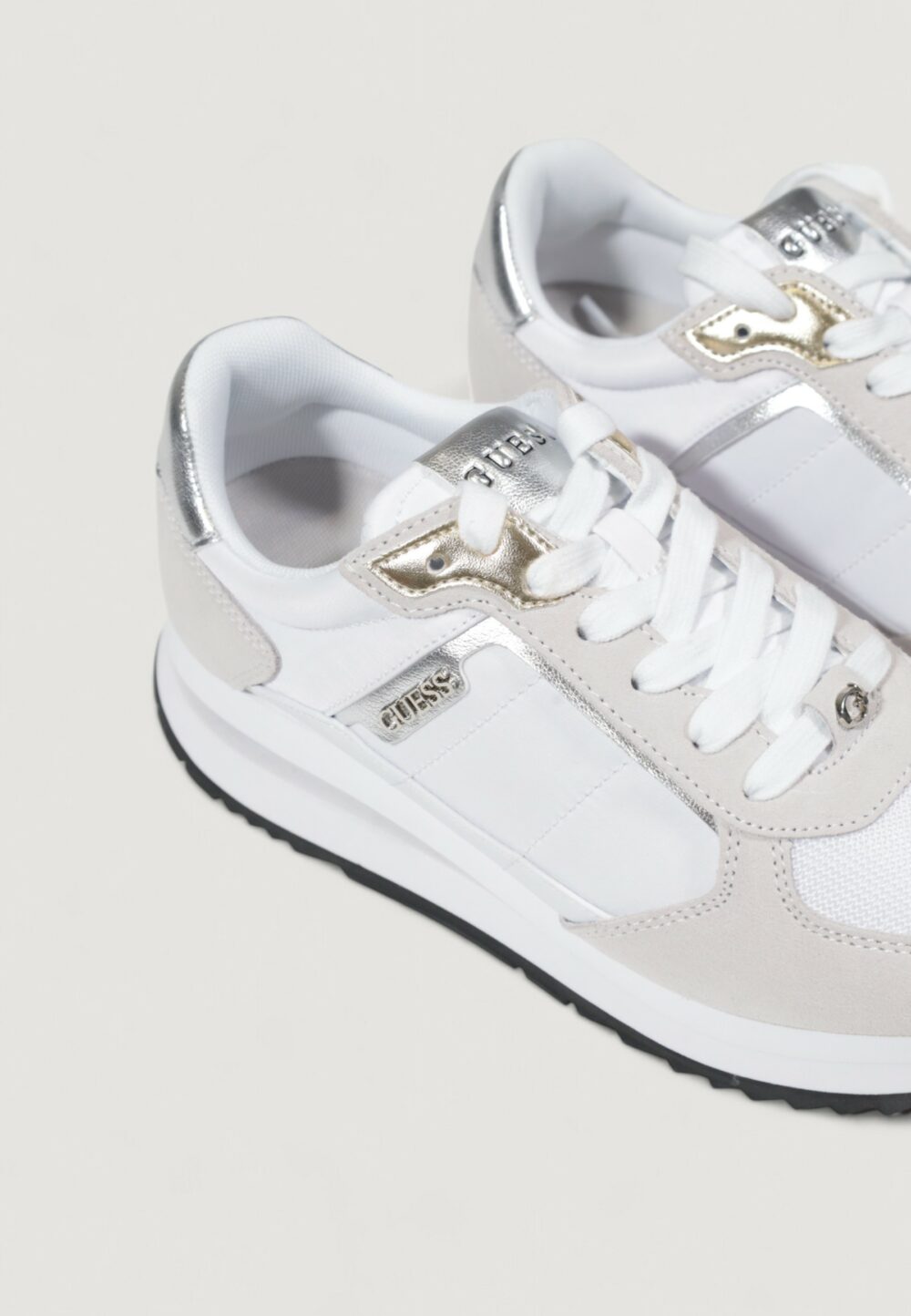 Sneakers Guess energy Argento - Foto 6