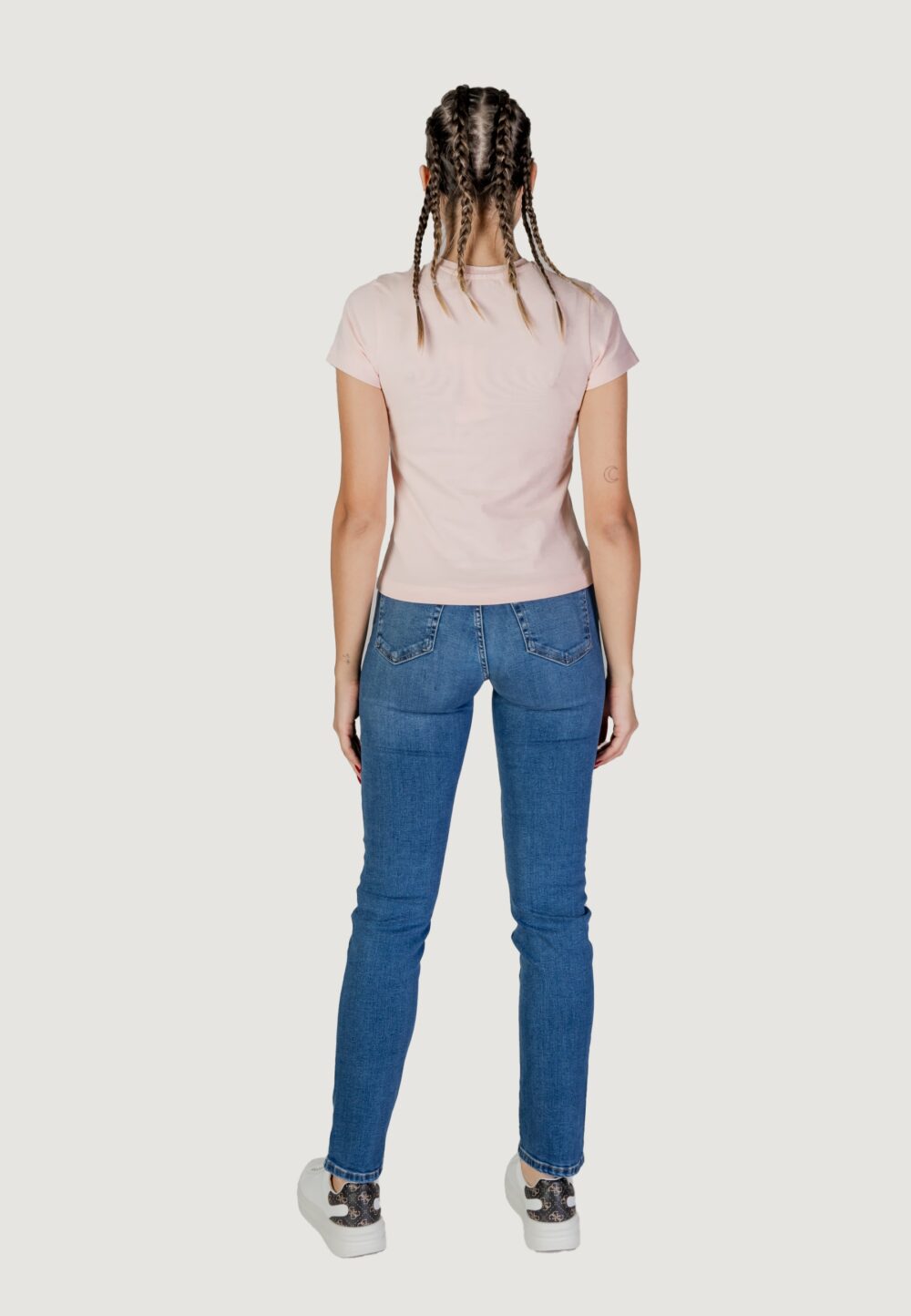 T-shirt Guess Active colette ss tee Rosa - Foto 7