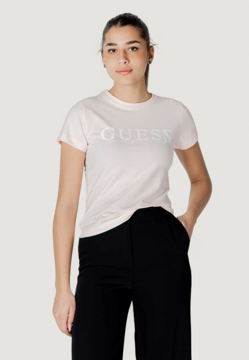 T-shirt Guess Active kamelie cn Rosa - Foto 10
