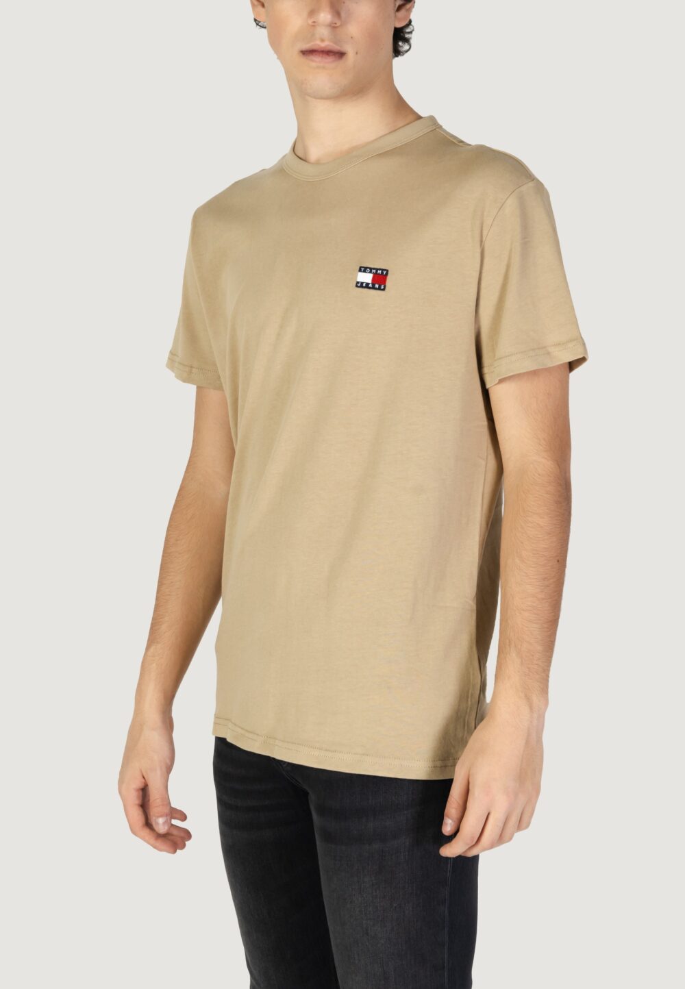 T-shirt Tommy Hilfiger Jeans tjm reg badge tee Beige scuro - Foto 2