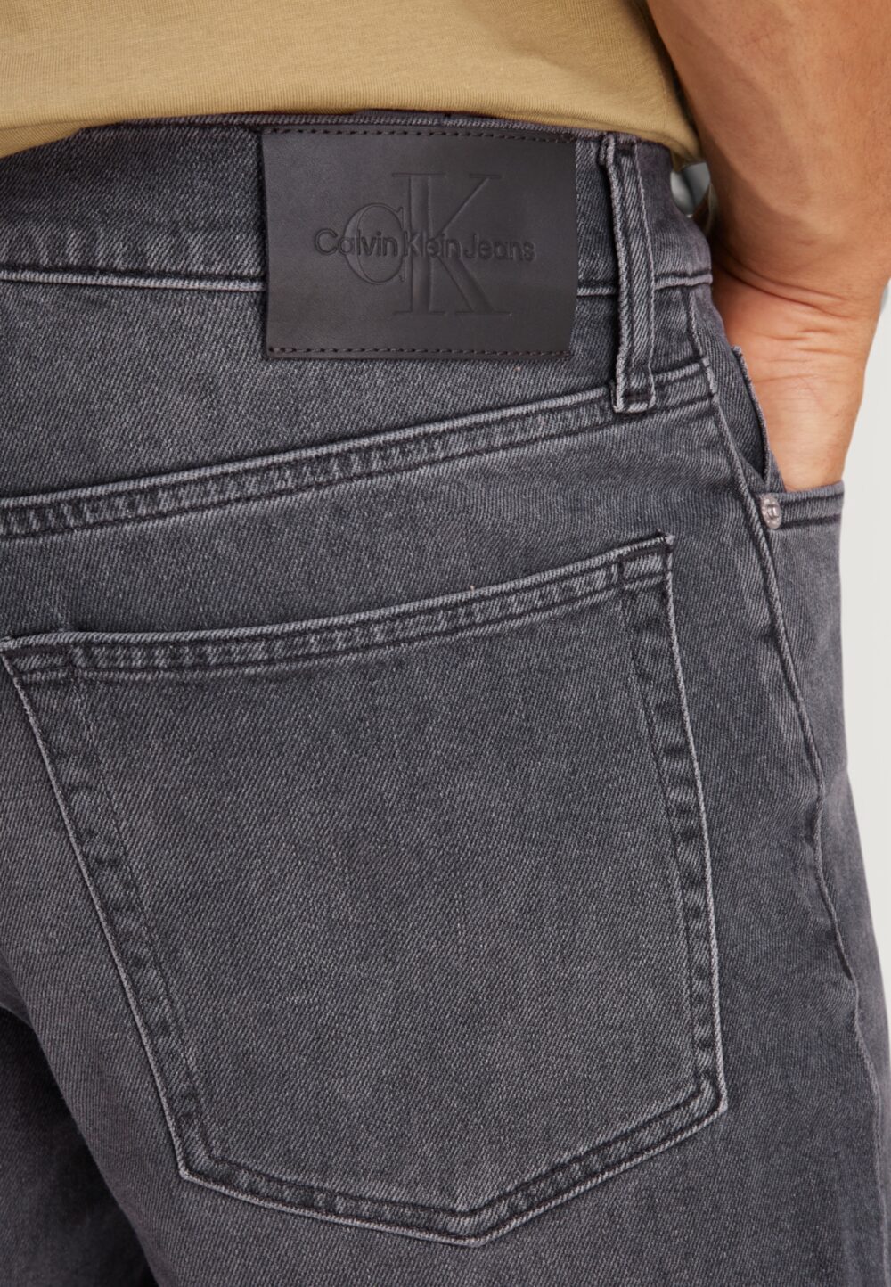 Bermuda Calvin Klein Jeans slim Grigio Scuro - Foto 4
