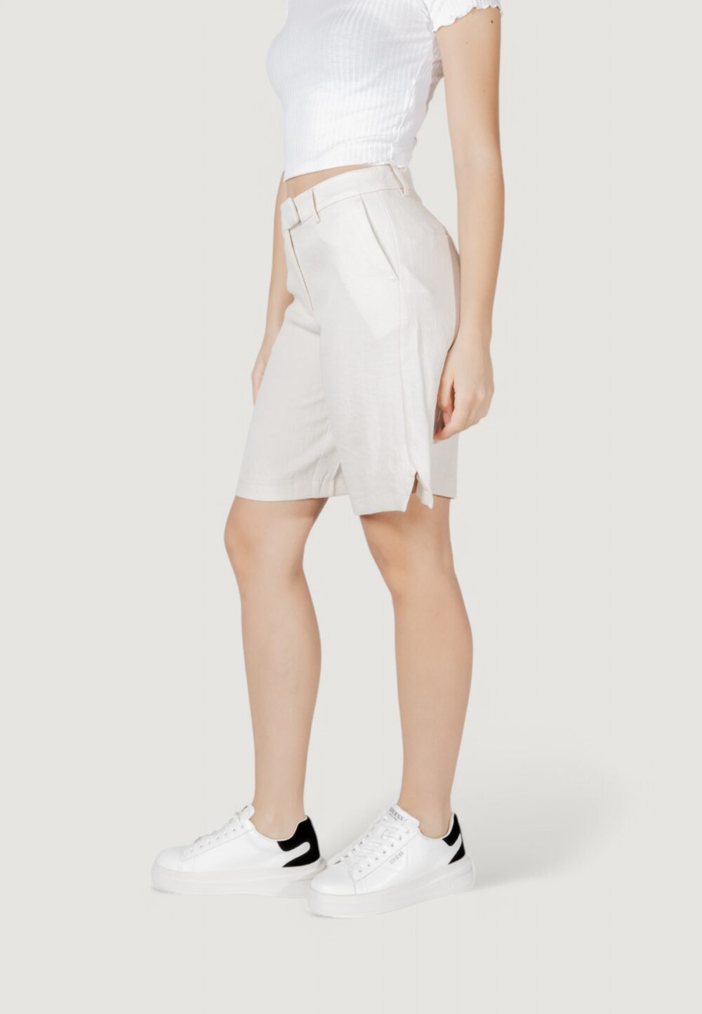 Bermuda da completo Vila Clothes viflea rw tailored shorts Beige chiaro - Foto 2
