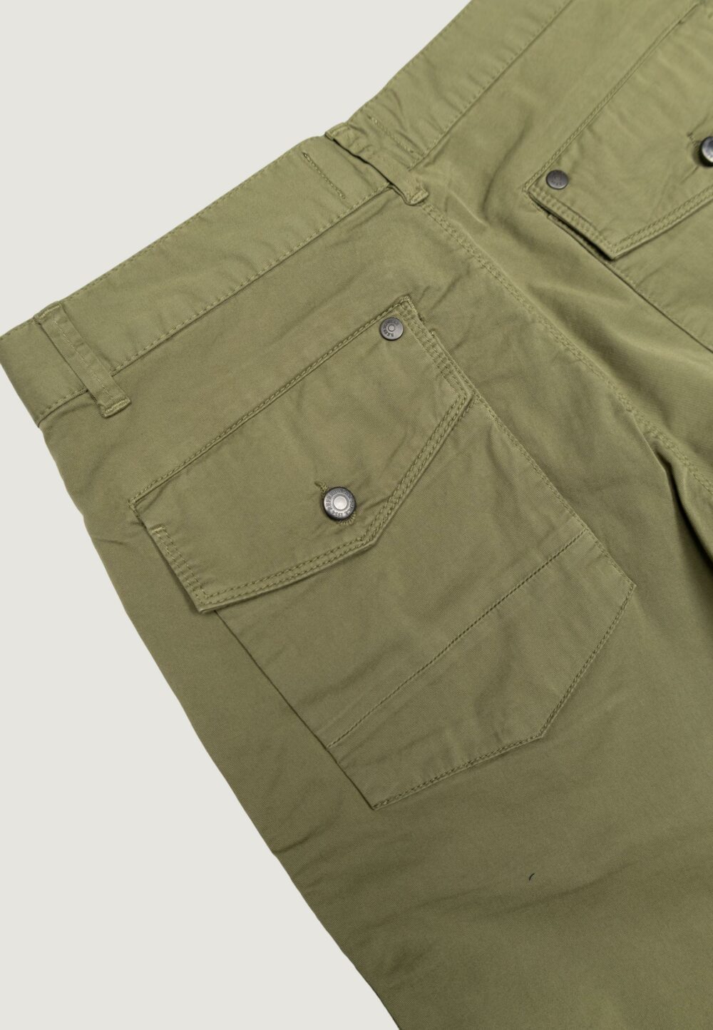 Bermuda Refrigiwear Verde Oliva - Foto 4