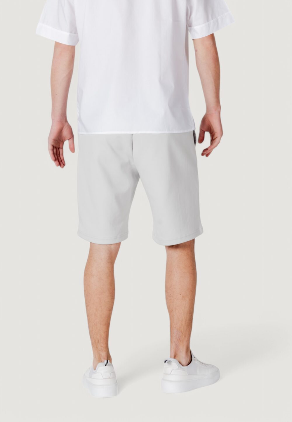 Bermuda sportivi Antony Morato carrot fit with embroidered logo Grigio Chiaro - Foto 4