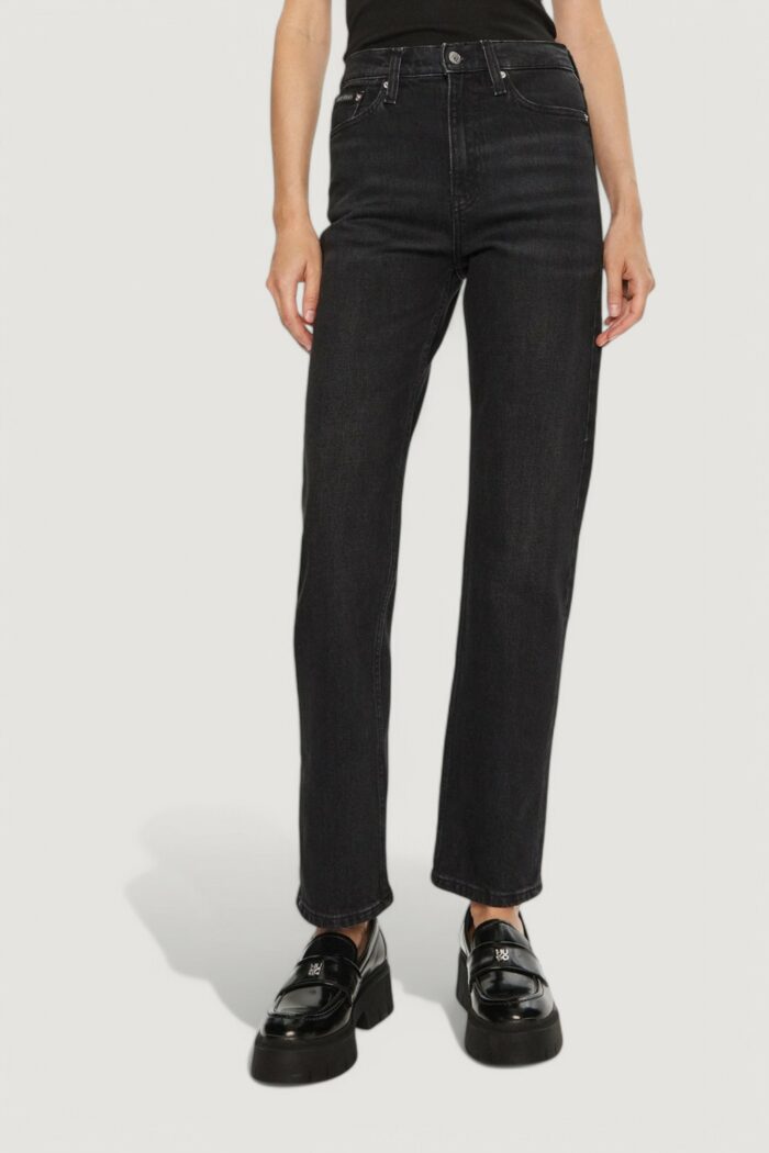 Jeans mom Calvin Klein Jeans high rise straight Nero