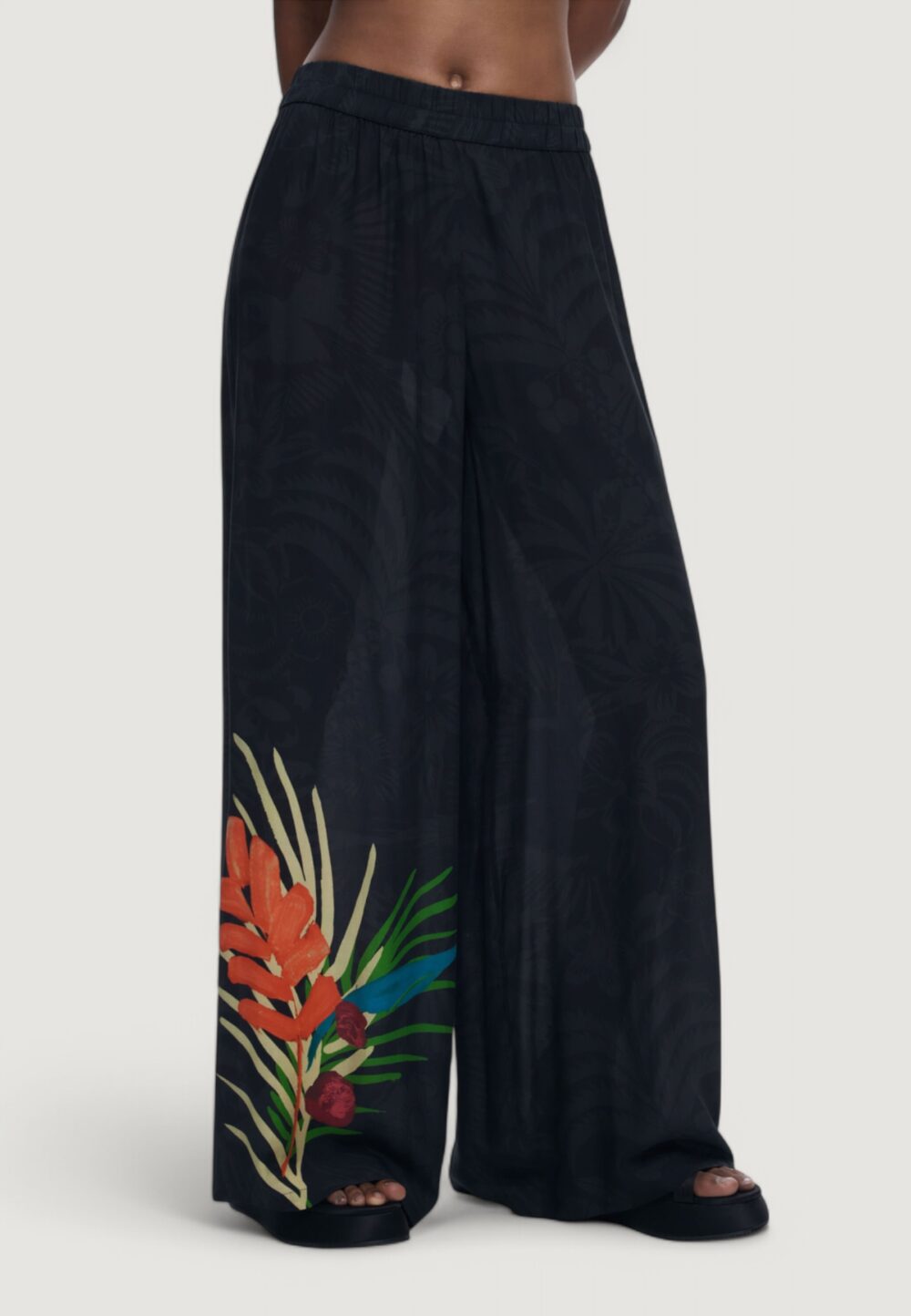 Pantaloni a palazzo Desigual swim_colibrÍ pant Nero - Foto 1