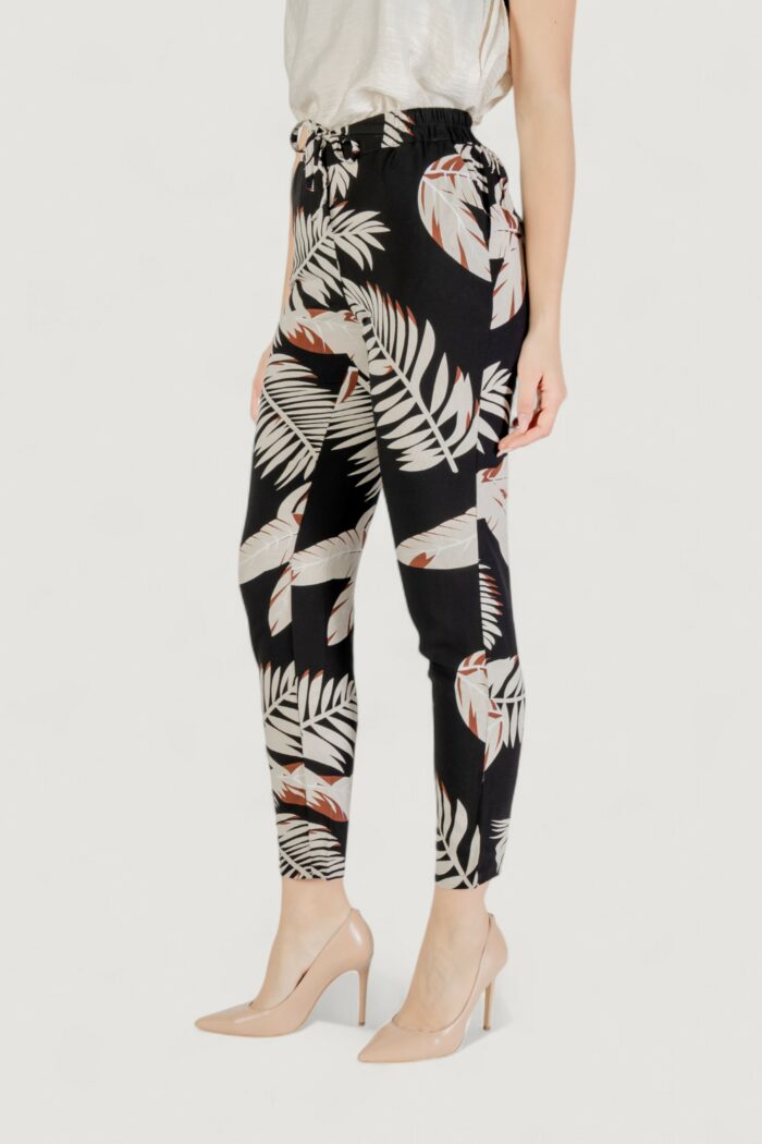 Pantaloni a sigaretta Vero Moda vmeasy joy nw loose wvn ga Beige