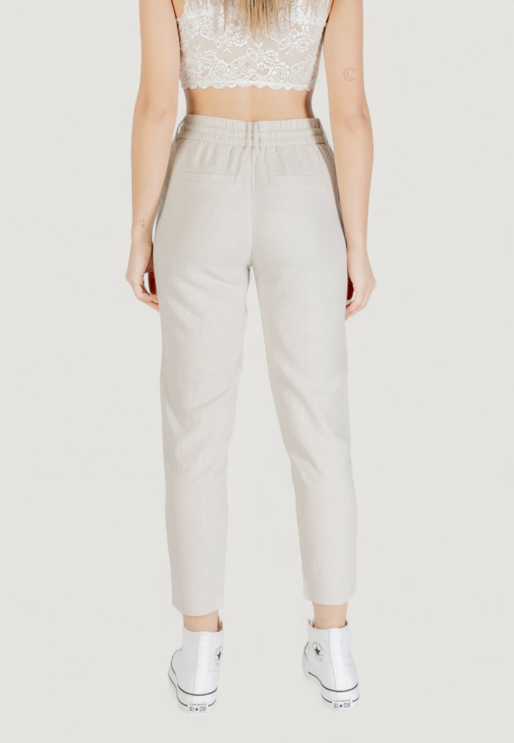 Pantaloni regular Only onlcaro-poptrash easy linen bl pnt noos Avorio - Foto 4