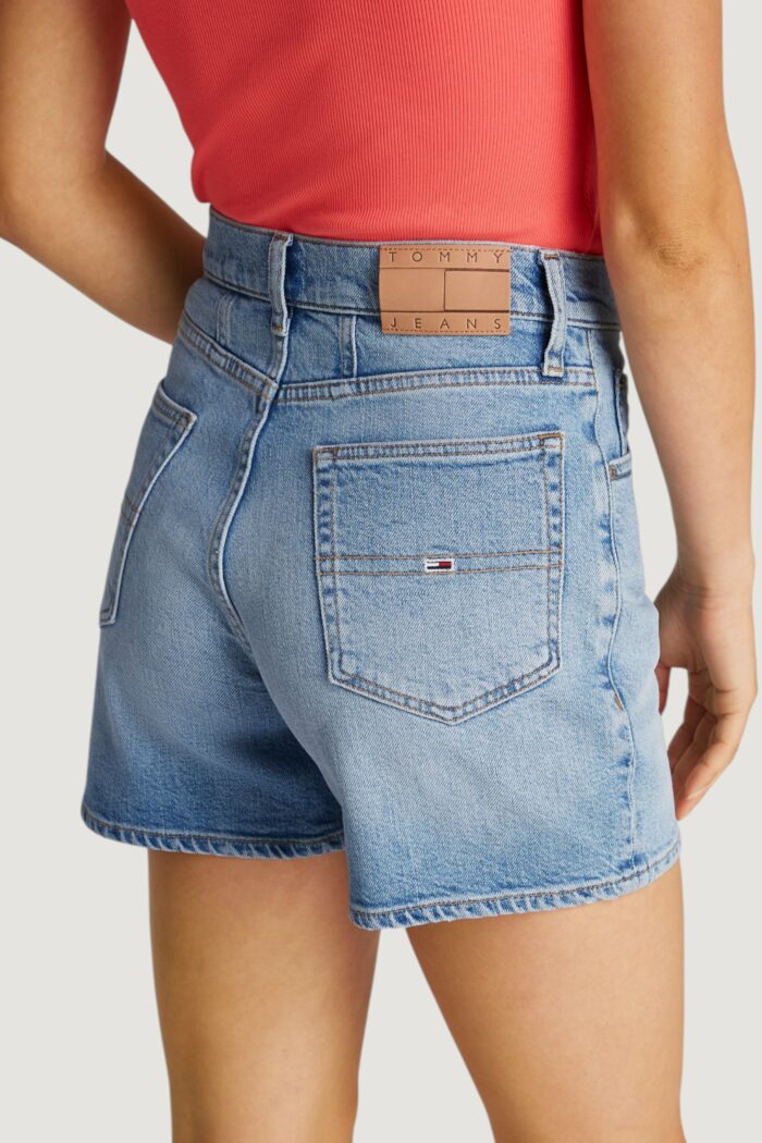 Shorts Tommy Hilfiger Jeans mom bi0112 Denim chiaro
