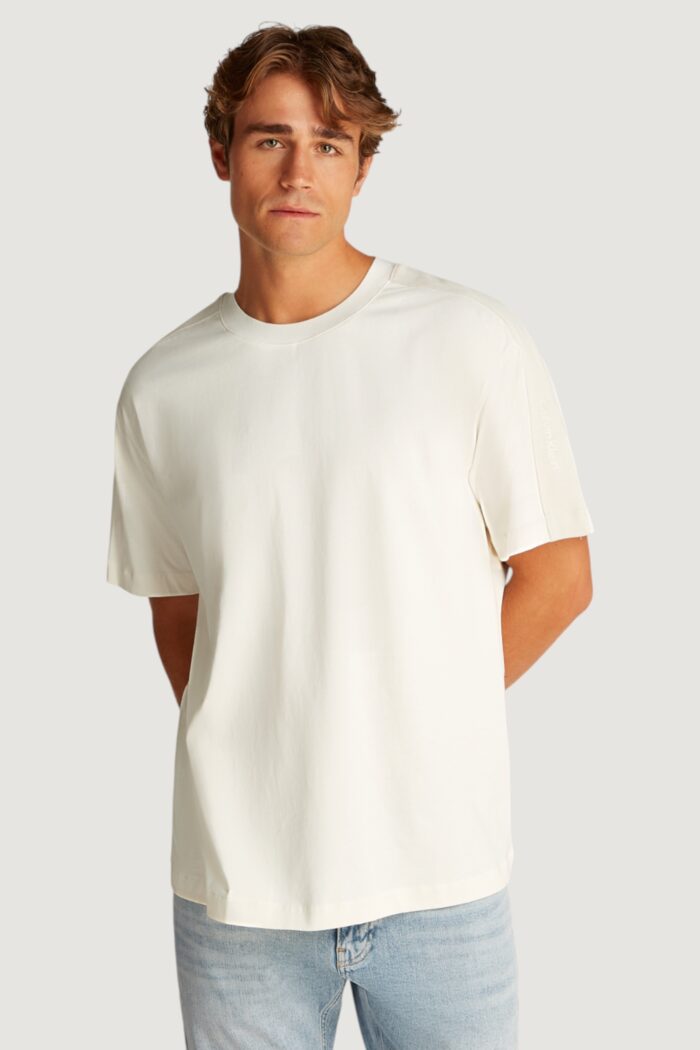 T-shirt Calvin Klein Jeans logo tape tee Beige