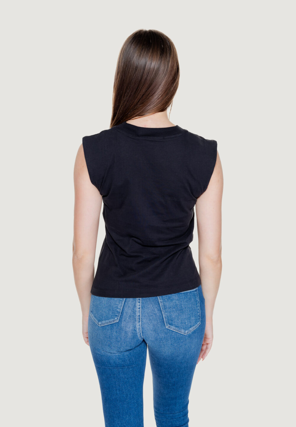 T-shirt Calvin Klein Jeans woven label loose Nero - Foto 3