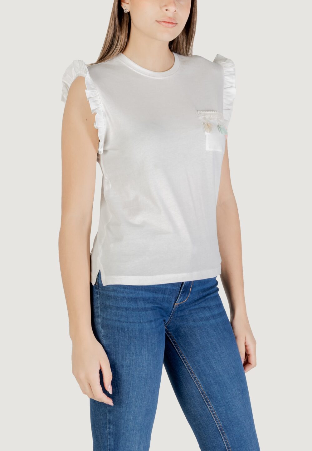 T-shirt Only onlfilippa s/s detail pocket top jrs Avorio - Foto 3