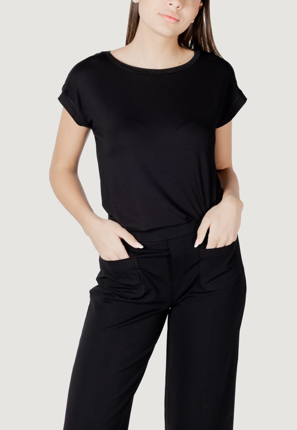 T-shirt Street One shirt w.deco neckline tape Nero - Foto 1