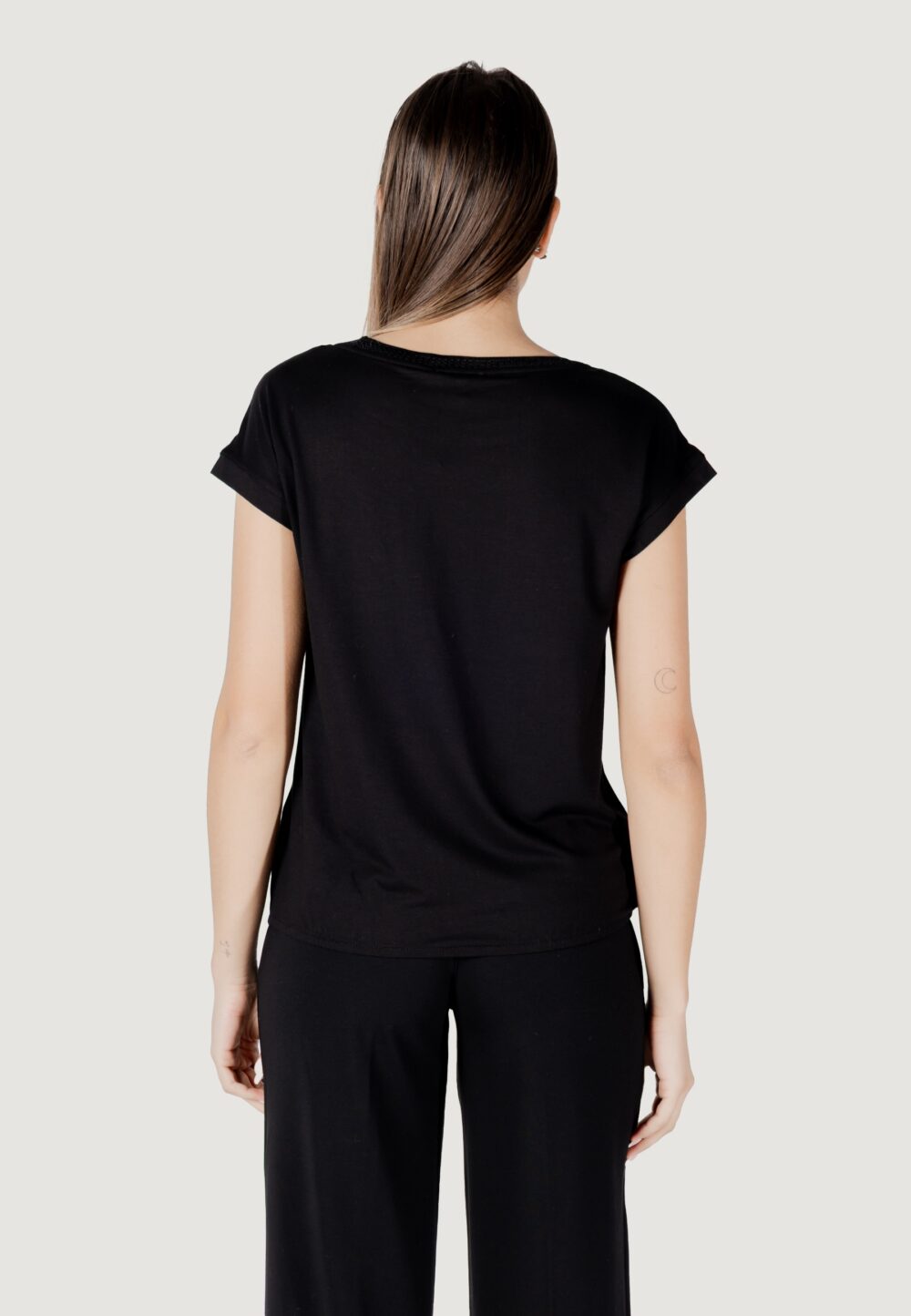 T-shirt Street One shirt w.deco neckline tape Nero - Foto 4