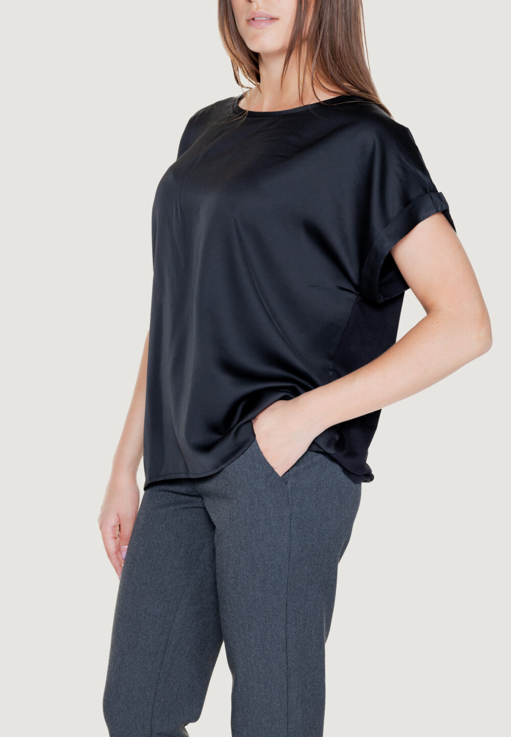 T-shirt Vila Clothes viellette s/s satin top/su - noos Nero - Foto 4