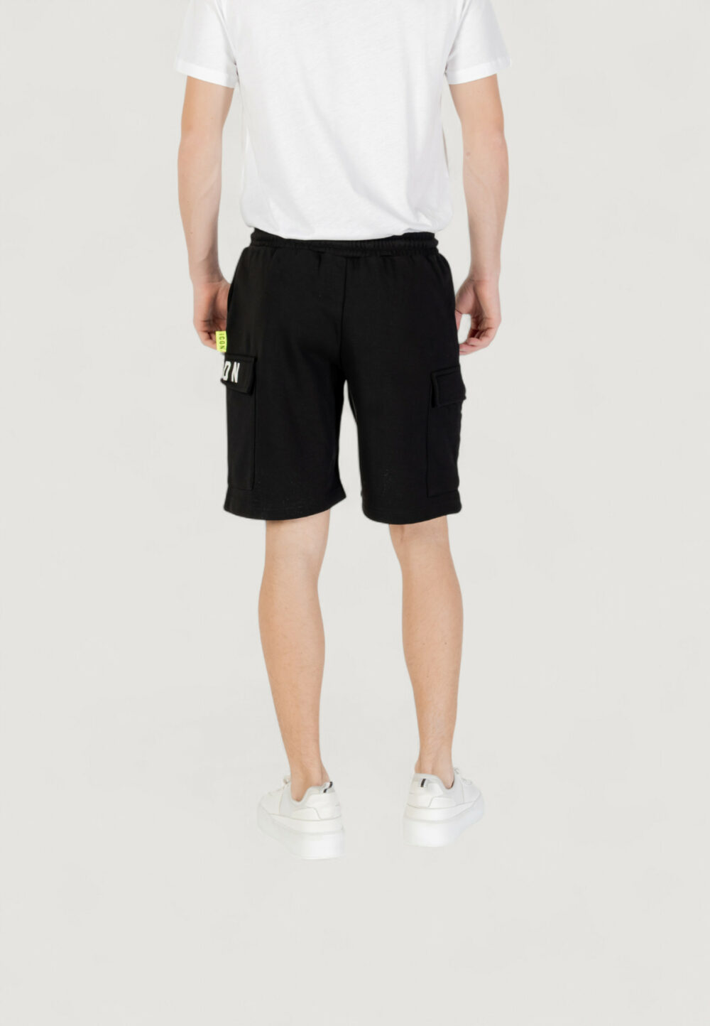 Bermuda sportivi Icon logo piccolo Nero - Foto 4