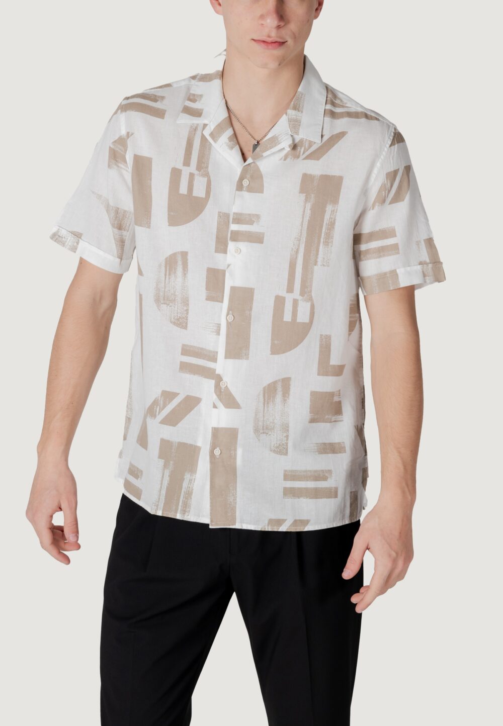 Camicia manica corta Antony Morato honolulu regular straight fit with logoed metal badge Beige - Foto 5