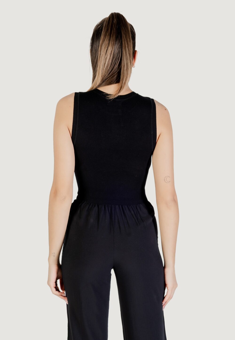 Maglia in filo manica corta Jacqueline de Yong jdycirkeline s/l crop top knt Nero - Foto 4
