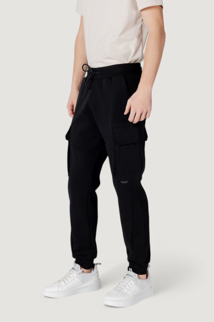 Pantaloni sportivi Antony Morato regular fit with logoed rubber flag Nero